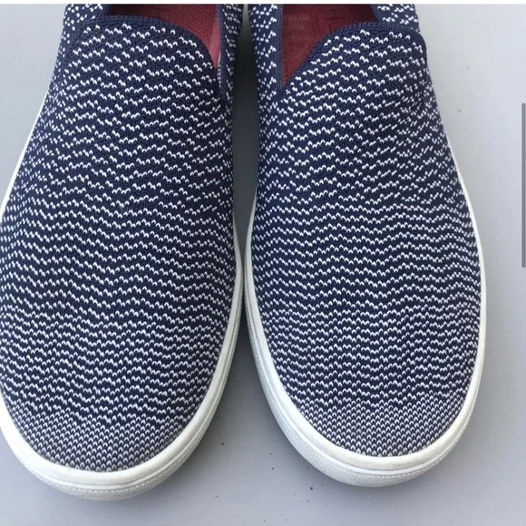 Rothy’s Blue White The Slip On Sneaker. Size 9. - Picture 5 of 9